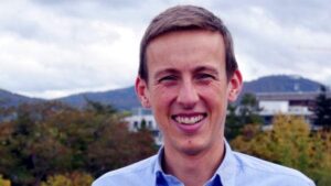 Portrait – © IDOS